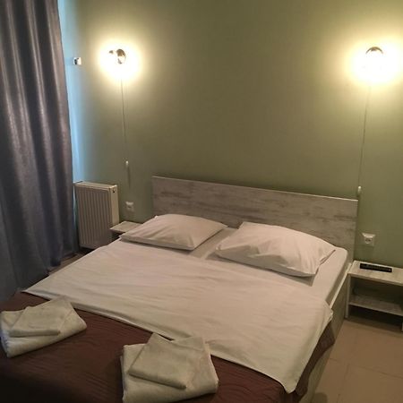 Hotel Lim Батуми Екстериор снимка
