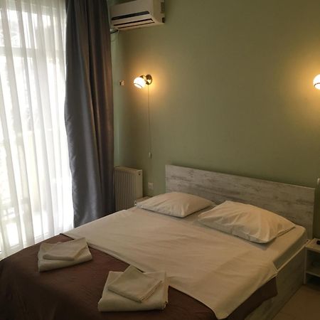 Hotel Lim Батуми Екстериор снимка
