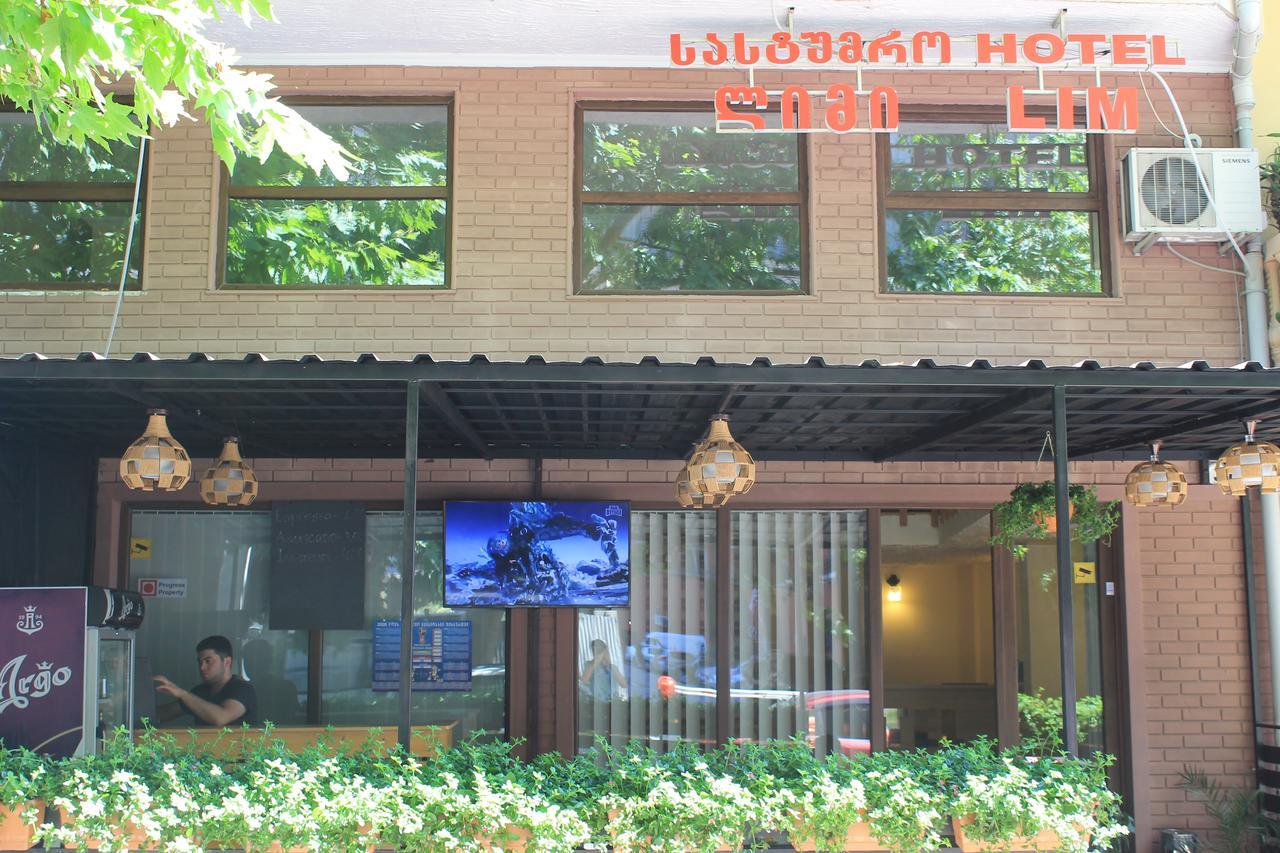 Hotel Lim Батуми Екстериор снимка