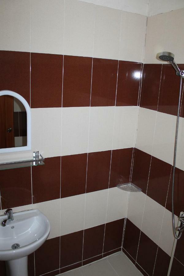 Hotel Lim Батуми Екстериор снимка